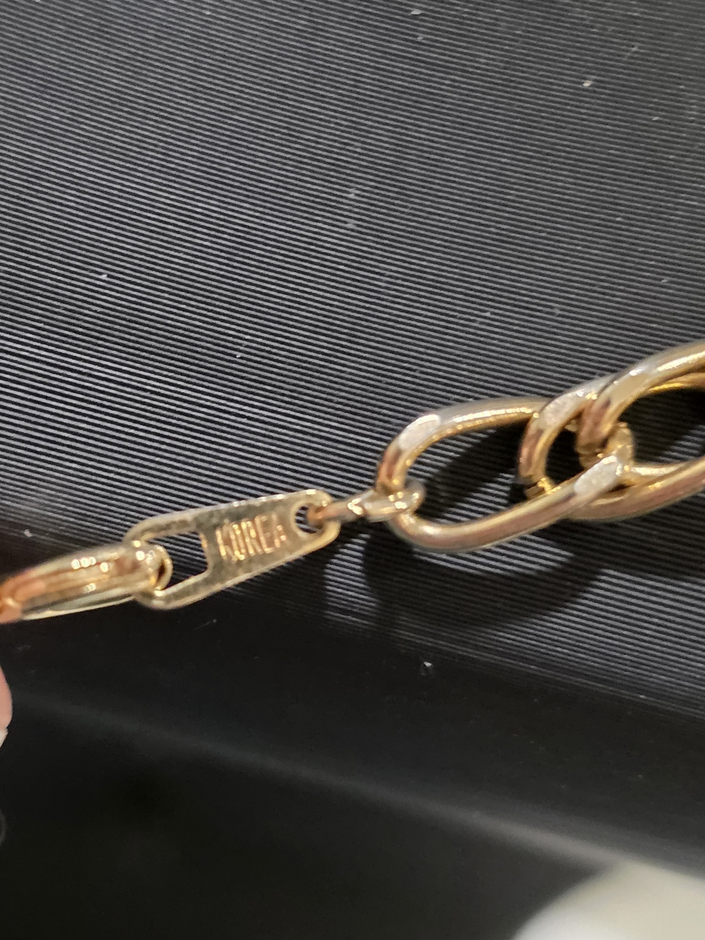 Vintage Gold-Tone Chain Necklace -Marked "Korea" - Picture 6 of 7